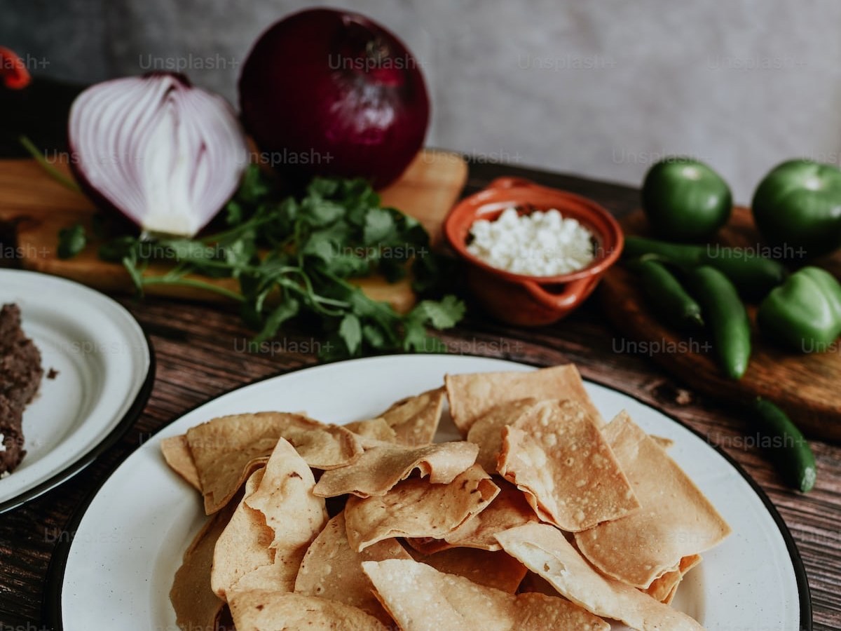 Ultimate vegetarian nachos