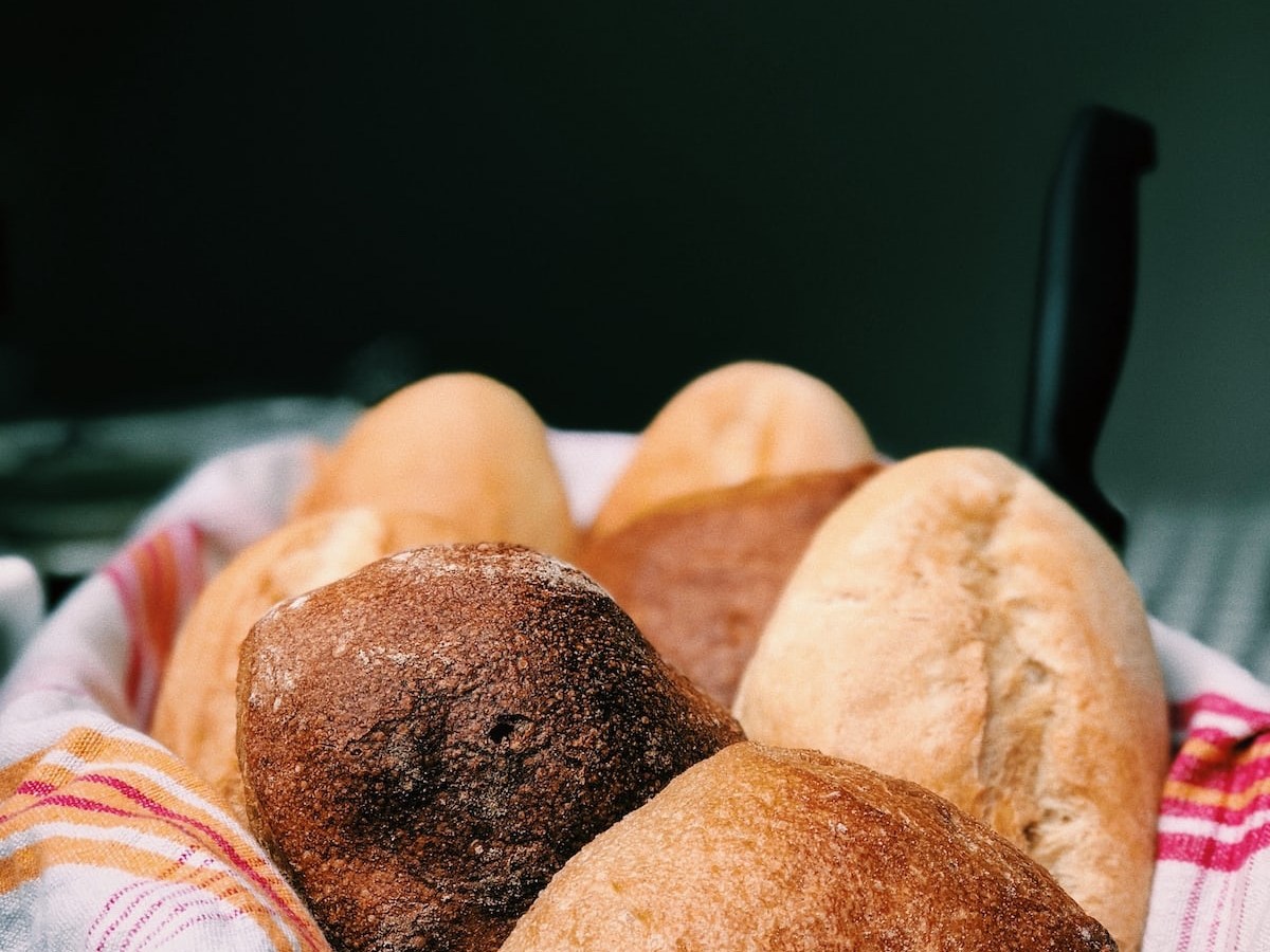 Chickpea curry rolls